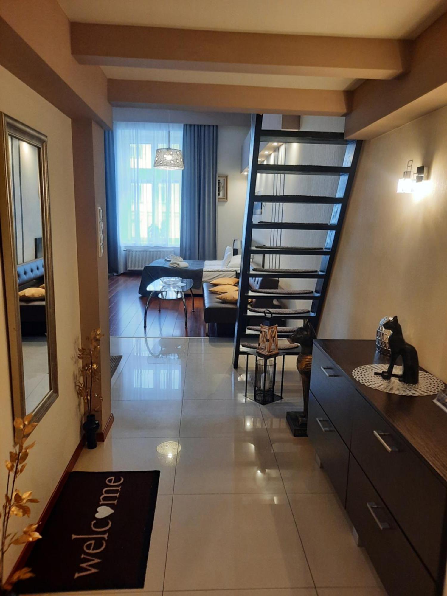 Luxury Senate Apartment Краков Экстерьер фото